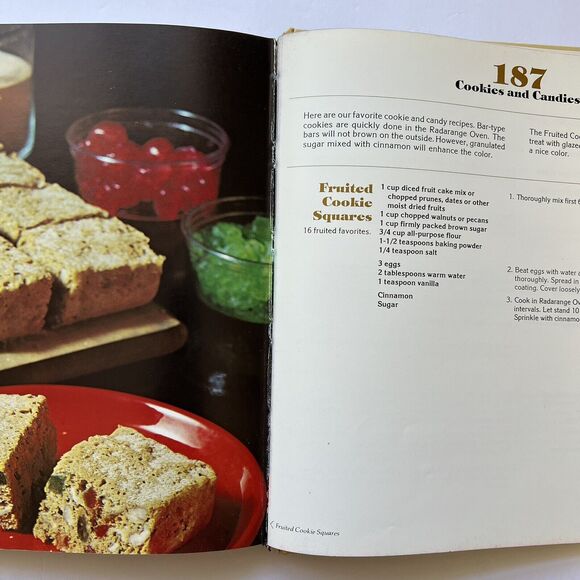 Vintage Amana Radarange Microwave Oven Cook Book 1975 First Edition Hardcover - Picture 8 of 13